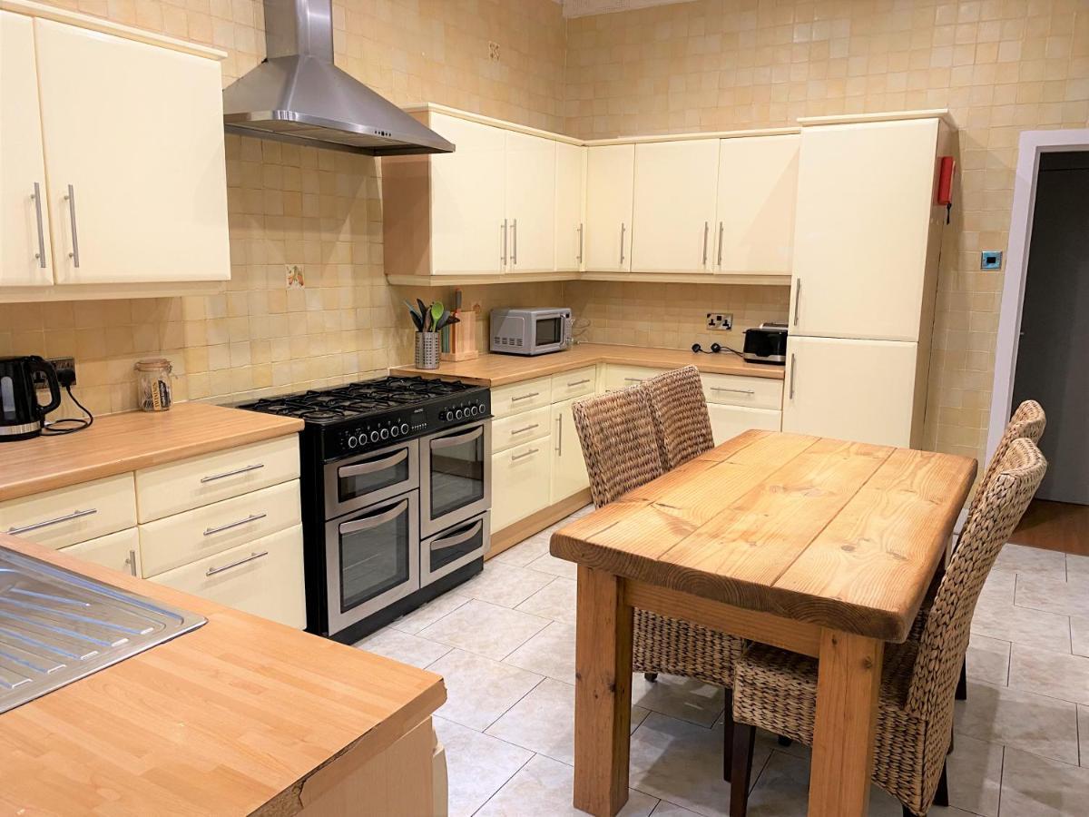 Villa With Park Views Close To Liverpool Centre Exterior foto